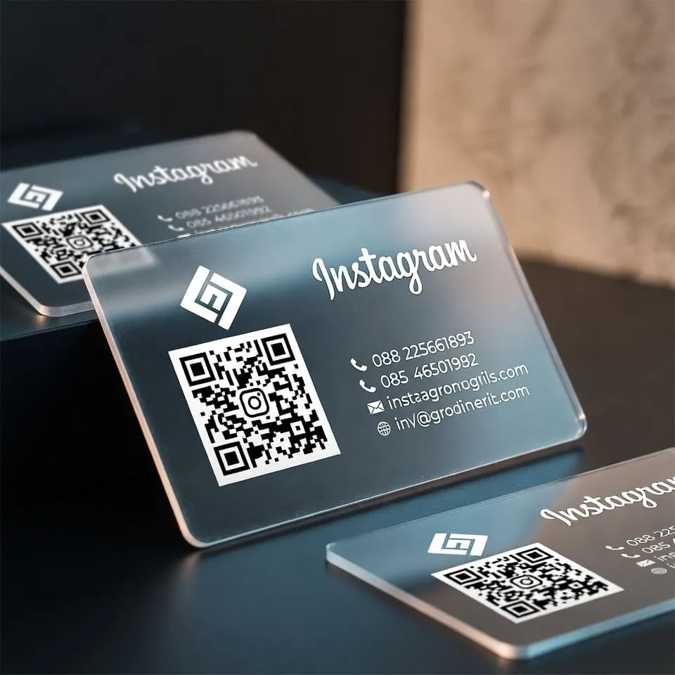 Инста-визитки и полиграфия из акрила