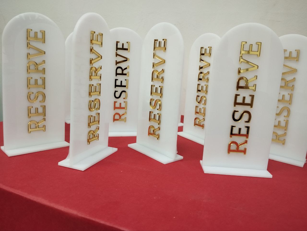 Таблички "Зарезервировано" 