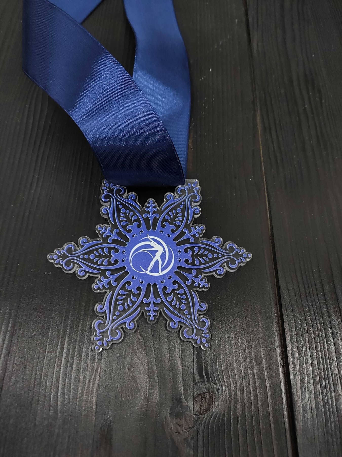 Медаль снежинка