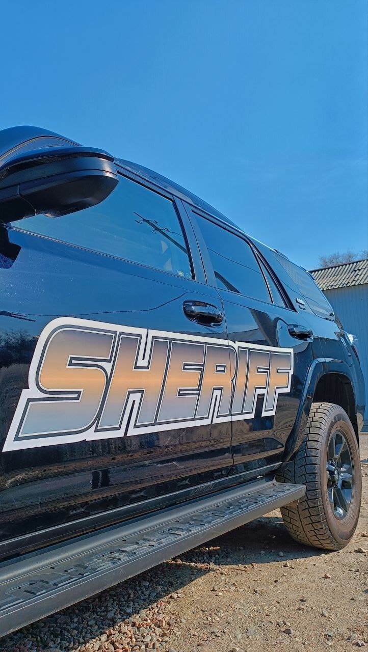 Наклейки на авто